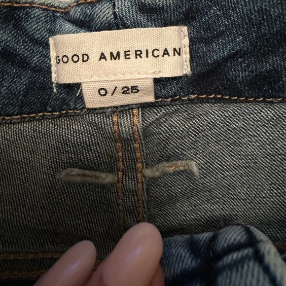 Good American Good Waist Crop Jeans - Picture 7 of 12
